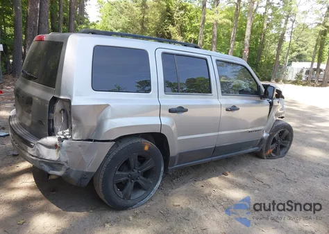 2015 Jeep Patriot Altitude Edition из США, поврежденный, VIN 1C4NJPBA0FD138950